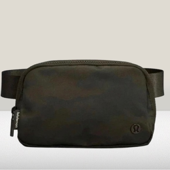 lululemon athletica Handbags - Lululemon Everywhere Heritage Camo Jacquard Max Dk Olive Sargent Belt Bag NWOT